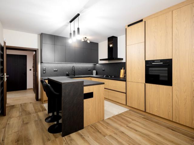 Mieszkanie 74 m² z oddzielną kuchnią na wynajem Tarnów, Strusina