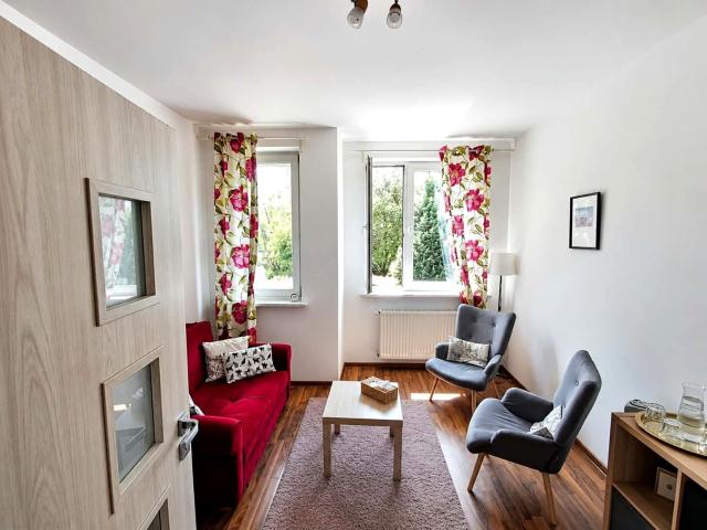 Mieszkanie 77 m² z kuchnią z oknem na wynajem Jelenia Góra, Zabobrze