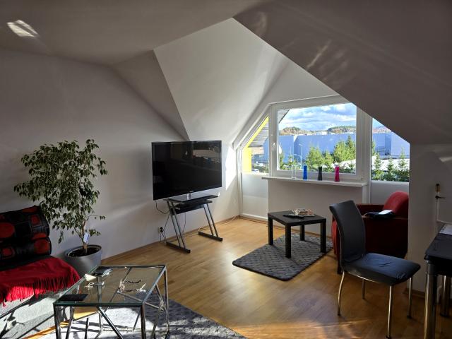 Mieszkanie 80 m² w górach na wynajem ul. Sygietyńskiego, Jelenia Góra, Zabobrze III