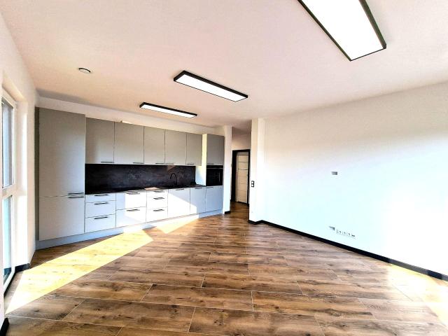Mieszkanie 80 m² z aneksem kuchennym na wynajem Skoczów