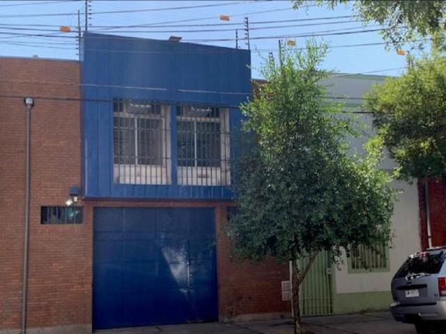 Miguel León Prado/Maule, Santiago