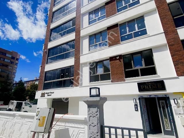 Migros Karşısı Kiralık 2+1 Site İçi Yeni Daire