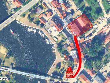 Lokal użytkowy w centrum Mikołajek, 130,9 m2, parking