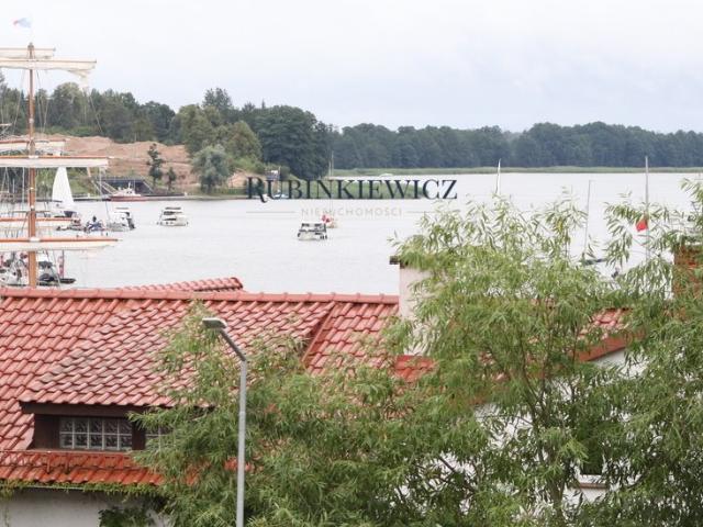 Widok na jezioro! Apartament 95 m2 z garażem i klimatyzacją