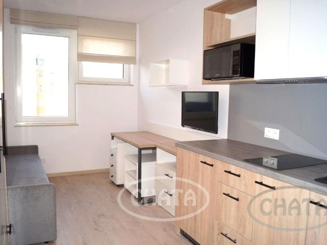 Mikrokawalerka 19 m² z aneksem kuchennym na wynajem Wrocław, Krzyki