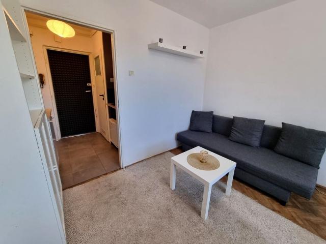 Mikrokawalerka kawalerka z kuchnią w zabudowie 17 m² na wynajem ul. 23 Marca, Sopot, Górny Sopot