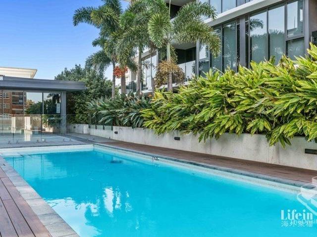 Milton 1 Bedroom with Secure Car Space