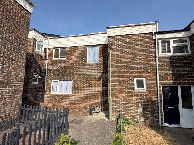 Milton Close, Basingstoke RG24, 3 bed terraced house to rent, £1,600 pcm | PrimeLocation