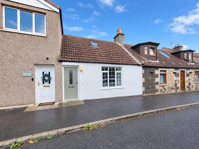 Milton Brae, Milton Of Balgonie KY7, 2 bed terraced house to rent, £850 pcm | PrimeLocation