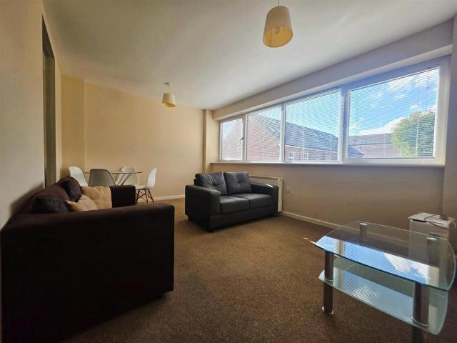 Milton House, Queen Street, Morley. 1 bed apartment to rent £675 pcm £156 pw
