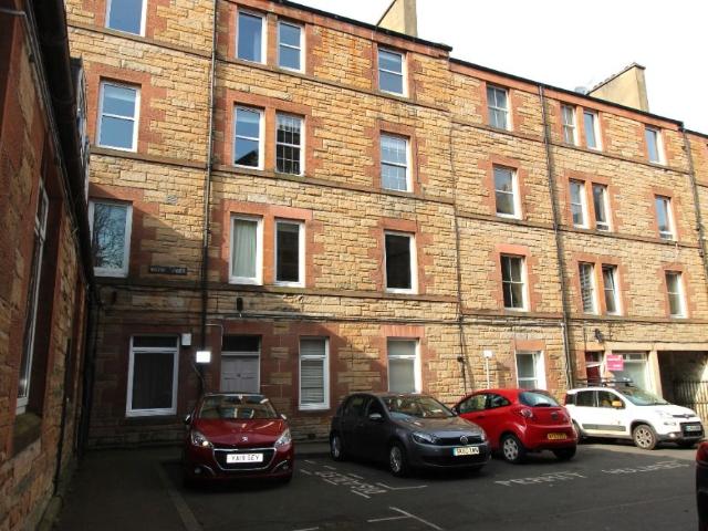 Milton Street, Meadowbank, Edinburgh EH8, 2 bed flat to rent, £1,350 pcm | PrimeLocation