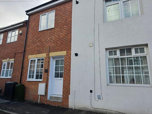 Milton Street, Northampton NN2, 1 bed flat to rent, £950 pcm | PrimeLocation