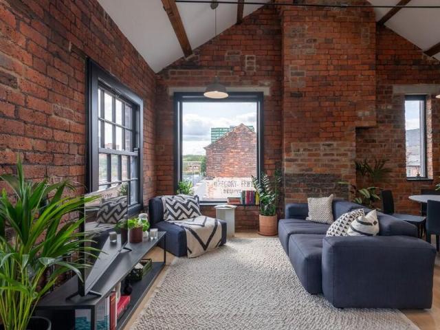 Milton Street, Sheffield S3, 3 bed flat to rent, £2,050 pcm | PrimeLocation