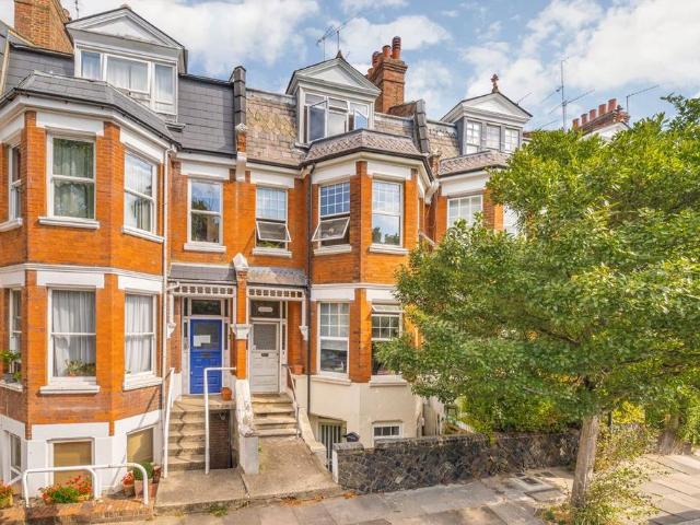 Milton Park, London N6 6 bed maisonette to rent £5,000 pcm £1,154 pw