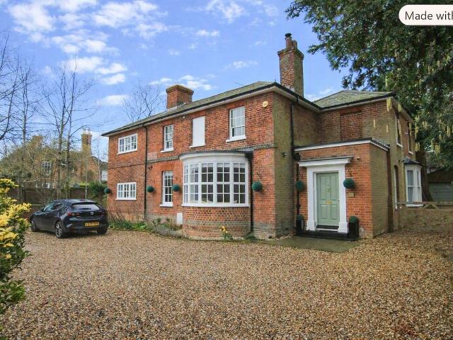 Milton Road, Wokingham RG40, 5 bed property to rent, £4,500 pcm | PrimeLocation