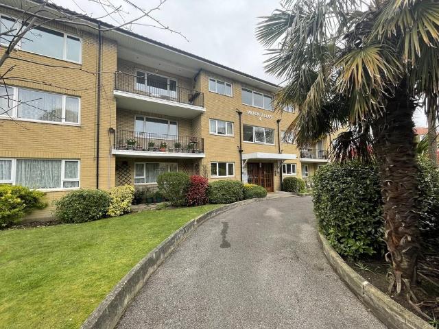 Milton Road, Bournemouth 2 bed apartment to rent £1,195 pcm £276 pw