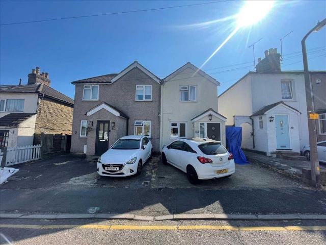 Milton Road, BRENTWOOD 1 bed maisonette to rent £1,300 pcm £300 pw