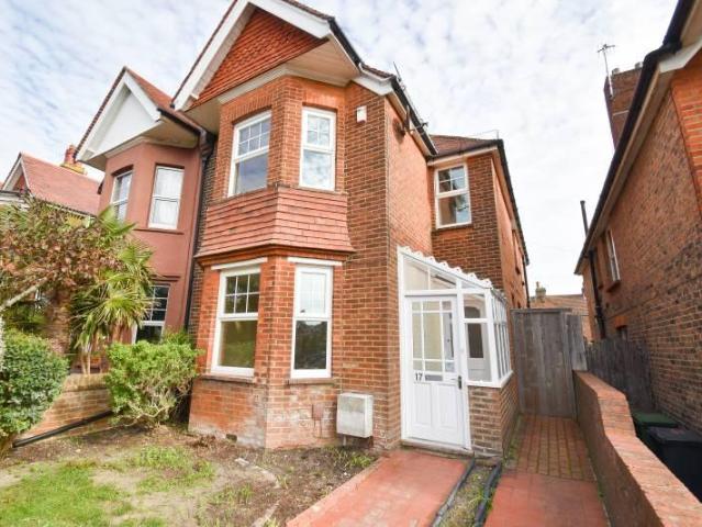 Milton Road, Eastbourne BN21 4 bed semi detached house to rent £2,000 pcm £462 pw