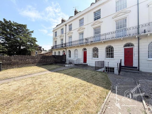 Milton Road, Gravesend DA12, 1 bed flat to rent, £925 pcm | PrimeLocation