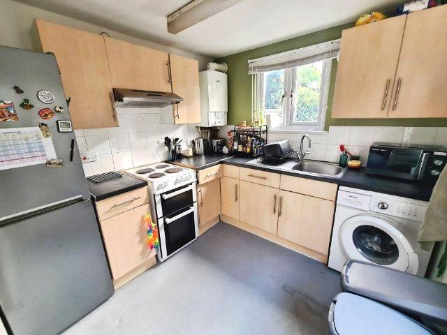 Milton Road, Hampshire SO15 4 bed house to rent £1,900 pcm £438 pw