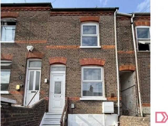 Milton Road, Luton LU1, 2 bed terraced house to rent, £1,250 pcm | PrimeLocation