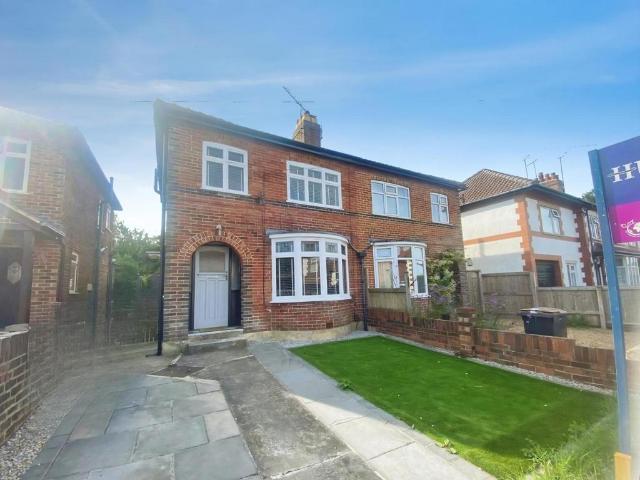 Milton Road, Pannal, Harrogate 3 bed semi detached house to rent £1,200 pcm £277 pw
