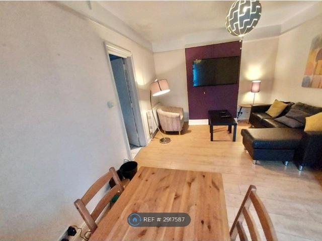 Milton Road, Southampton SO15, 3 bed flat to rent, £2,200 pcm | PrimeLocation
