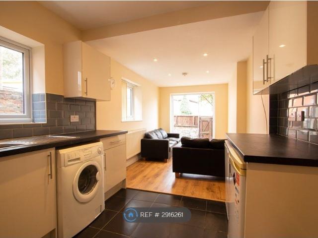 Milton Road, Southampton SO15, 4 bed terraced house to rent, £1,836 pcm | PrimeLocation