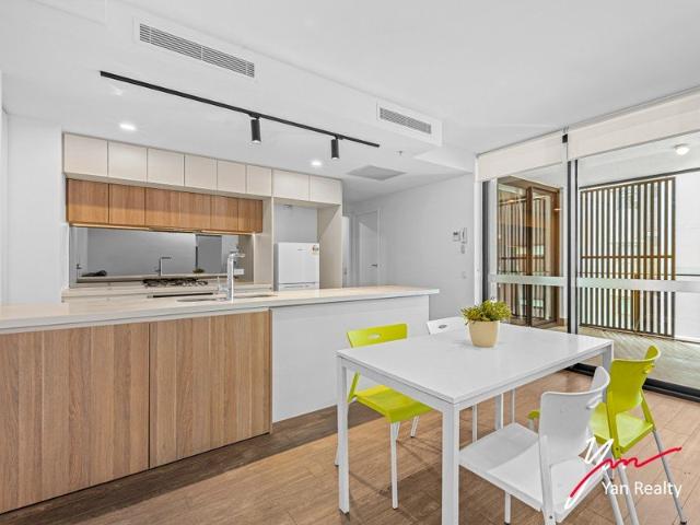Milton's Finest | 2 Bed, 2 Bath, 1 Car in 'Aura' ? Resort Living, Clever Design