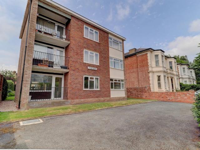 Milverton Terrace, Leamington Spa CV32, 2 bed flat to rent, £1,250 pcm | PrimeLocation