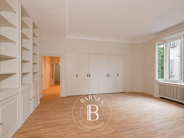 Milan, Appartement 2 Chambres 123 m² en location