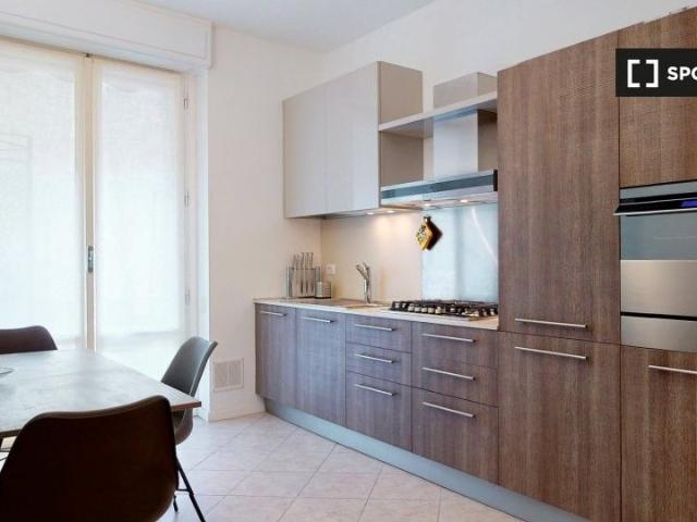 milan, Lombardy 20121