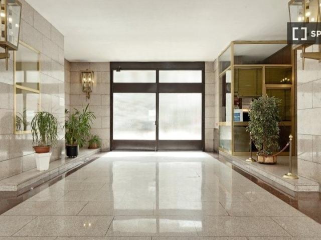 milan, Lombardy 20122