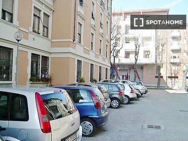 milan, Lombardy 20126