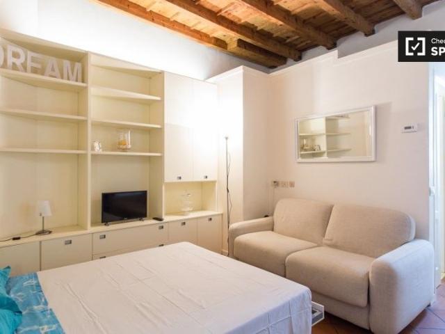 milan, Lombardy 20136