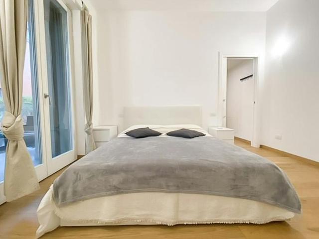 Milan Milan 20133 101917516