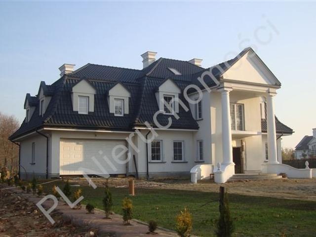 Ekskluzywna rezydencja 450 m² na dużej działce 3000 m²