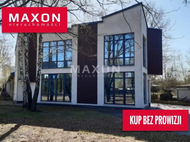 Na sprzedaż magazyn i biura 1430 m² w Milanówku