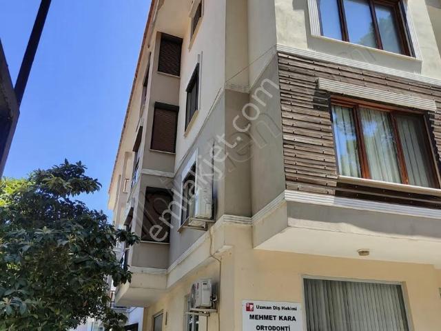 Milas Çamlı Sokak'ta Ferah Kullanımlı Ara Kat 2+1 Satılık Daire