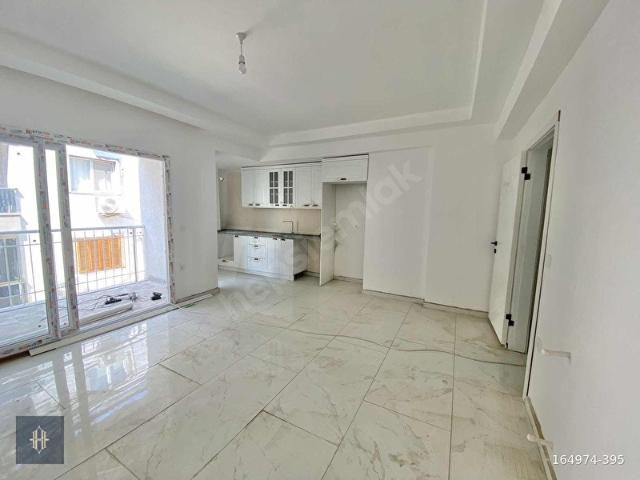 Milas Aydınlıkevler'de Satılık 3+1 Daire Harmaya Real Estate