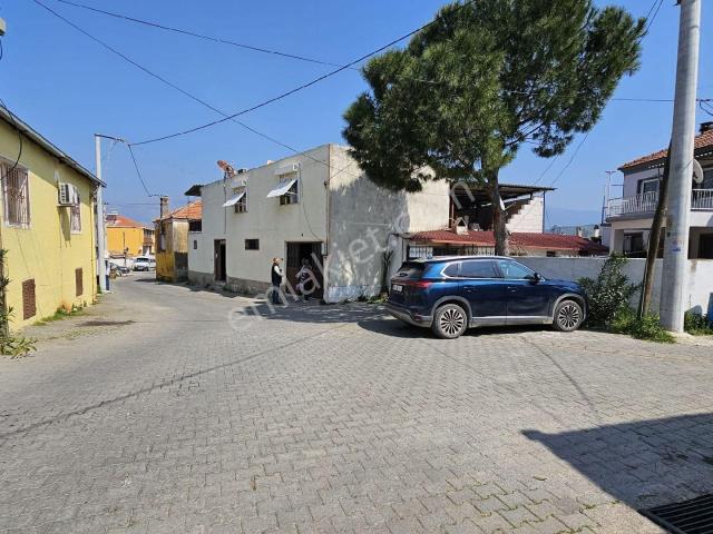Milas Bafa Köyünde Harika Bakımlı Geniş 3+1 Köy Evi
