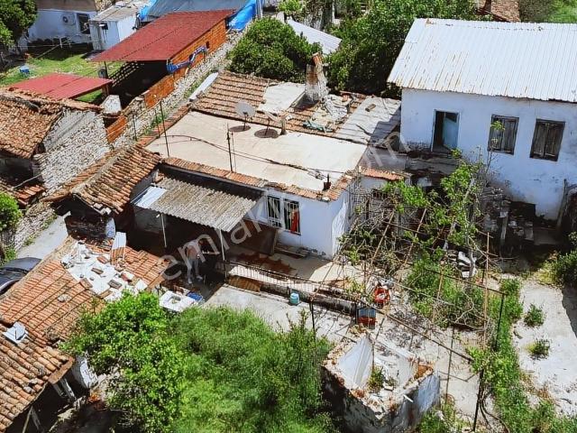 Milas Bafa'da 516m2 Arsası Olan İki Adet Köy Evi / Konumu Harika