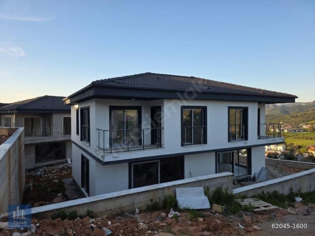 milas beçinde satılık villa