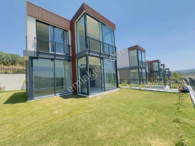 Milas Boğaziçinde Satılık Site İçerisinde 3+1 Villa
