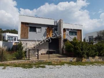 Milas Bozbük Huzzak Hayat Country Bodrum Evlerinde 2+1 Kiralık