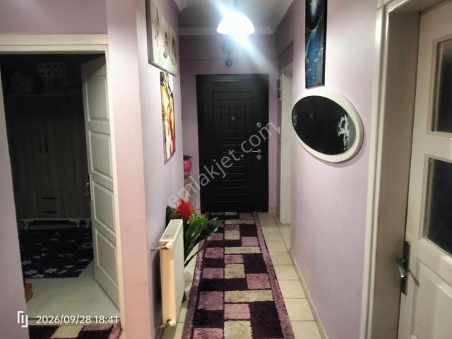 Milas Burgaz Mahallesi'nde Ana Cadde Üzeri Satılık Ara Kat Daire