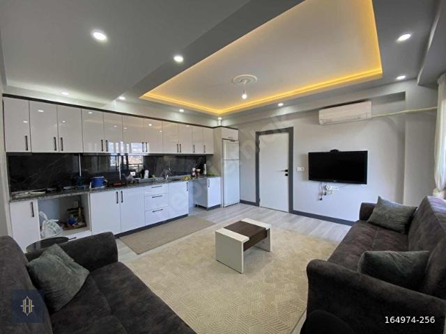 Milas Çevreyolu'nda Satılık 2+1 Daire Harmaya Real Estate