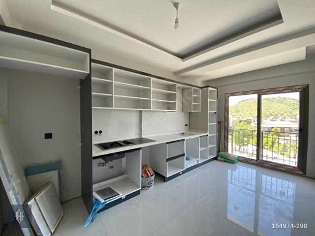 Milas Güneş Mahallesinde Doğa Manzaralı Satılık 2+1 Daire