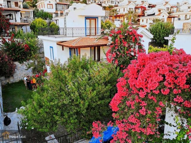 Milas Kıyıkışlacık'da Deniz'e Yakın Manzaralı Müstakil Villa