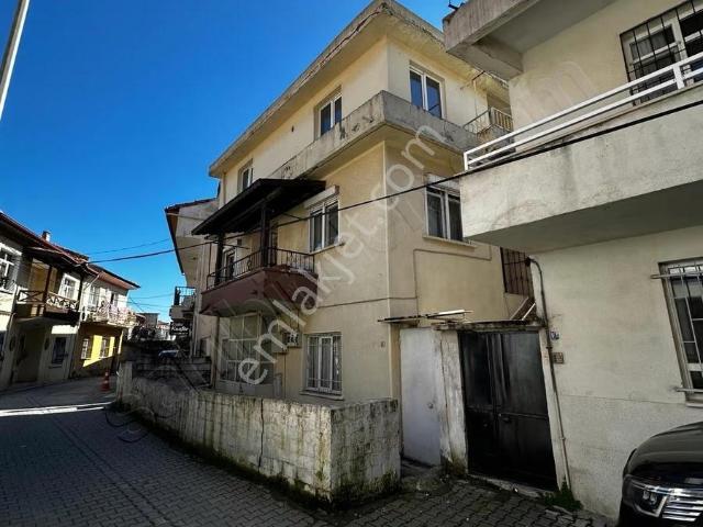 Milas'ın Kalbi Hacı İlyas'ta Satılık 3 Adet Daire Ve Arsası